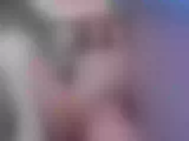 Live sex webcam photo for MaddyOwens #291346596