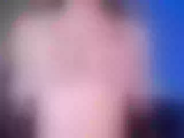Live sex webcam photo for MaddyOwens #291487361