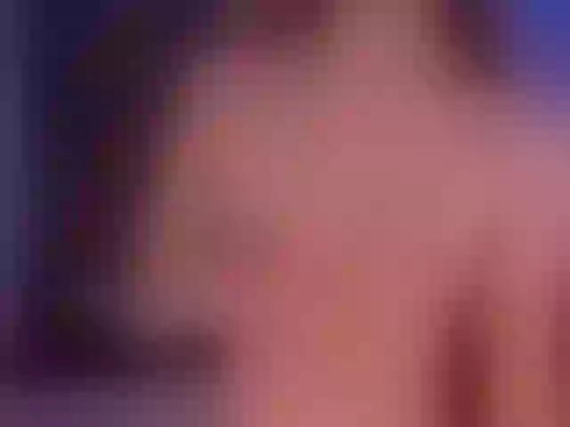 Live sex webcam photo for MaddyOwens #291534964