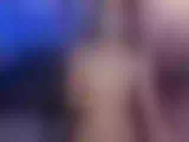 Live sex webcam photo for MaddyOwens #291571380