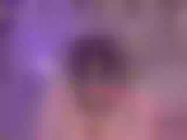 Live sex webcam photo for MaddyOwens #291804875