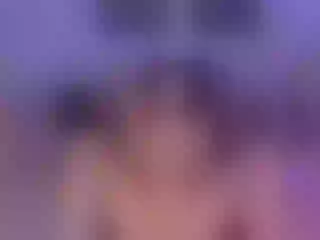 Live sex webcam photo for MaddyOwens #292060966