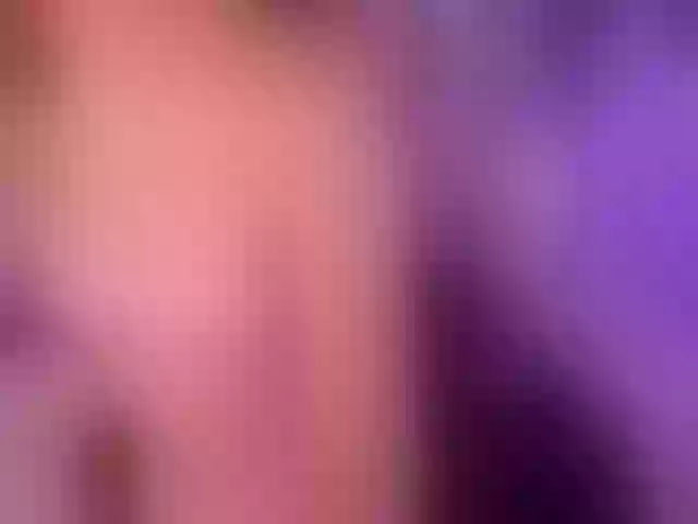 Live sex webcam photo for MaddyOwens #292164011