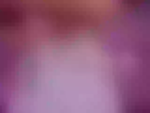 Live sex webcam photo for MaddyOwens #292208667