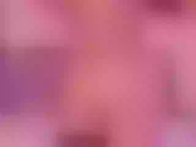 Live sex webcam photo for MaddyOwens #292282876