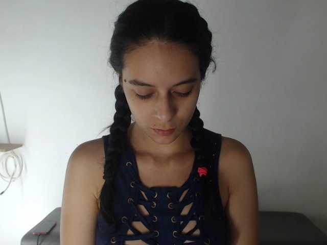 Live sex webcam photo for Maddyebela24 #274163564