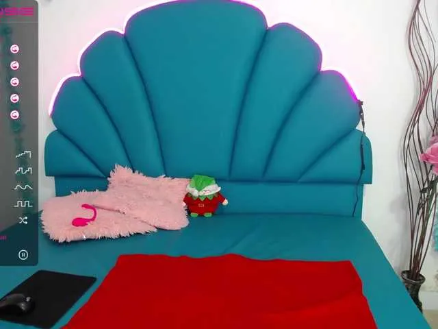 Live sex webcam photo for Madeline28 #272058698