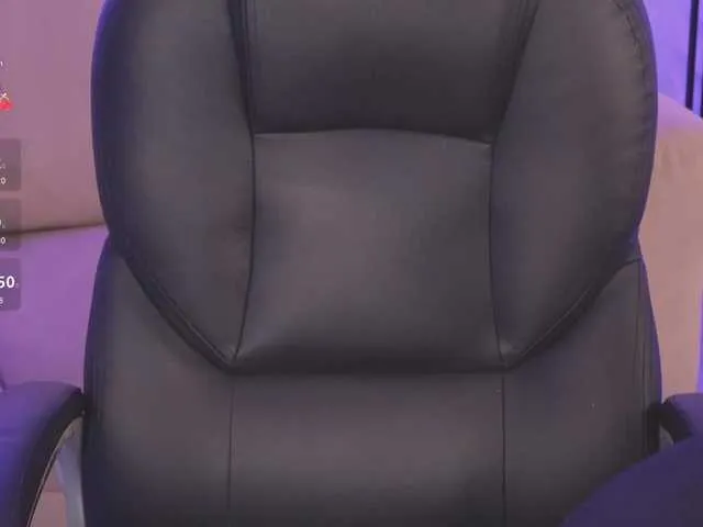 Live sex webcam photo for MadelineFox #292041694