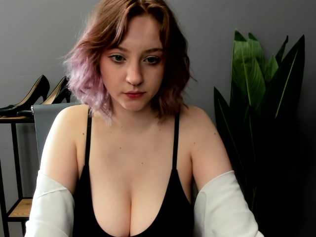 Live sex webcam photo for MadelineLOVE99 #277830434