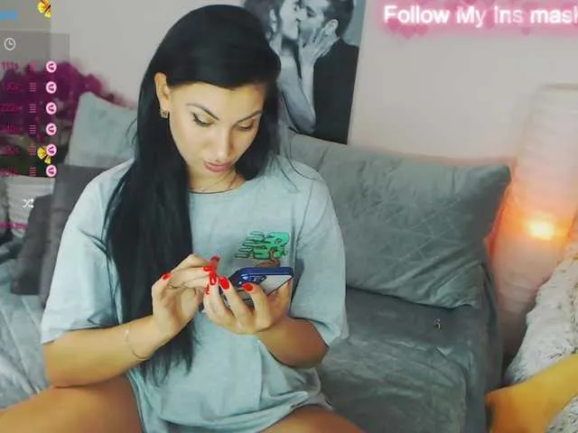 Live sex webcam photo for Madelynn #287960789