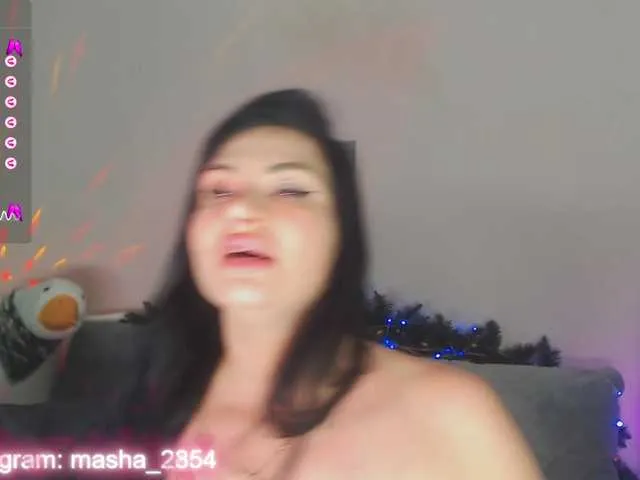 Live sex webcam photo for Madelynn #287960892