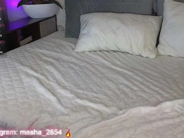 Live sex webcam photo for Madelynn #290146353