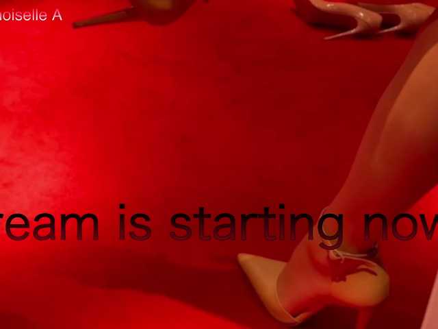 Live sex webcam photo for MademomoiselleA #276865959