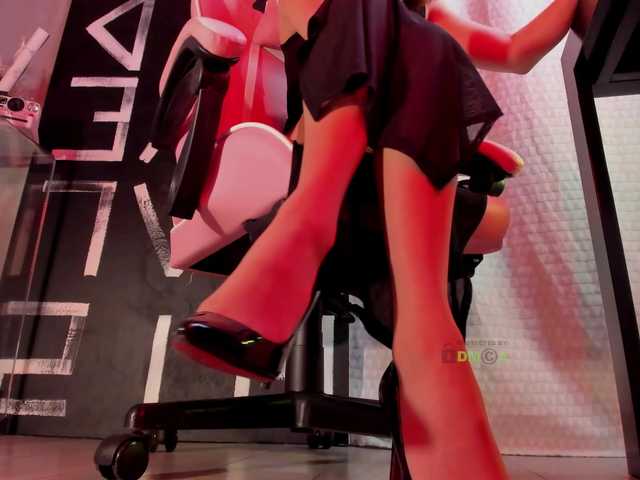 Live sex webcam photo for MademomoiselleA #276916254