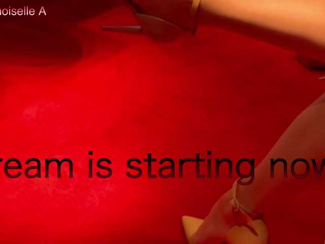 Live sex webcam photo for MademomoiselleA #277202444