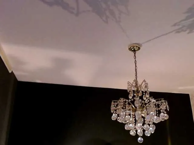 Live sex webcam photo for MadikeyHappy #276335399