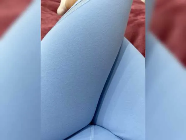 Live sex webcam photo for Madison01 #276734425