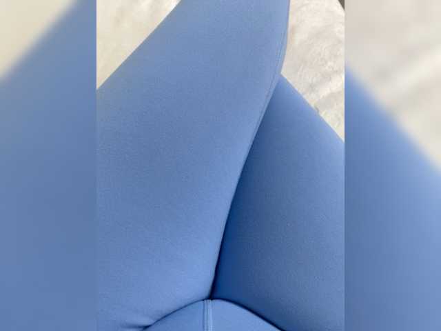 Live sex webcam photo for Madison01 #277491640