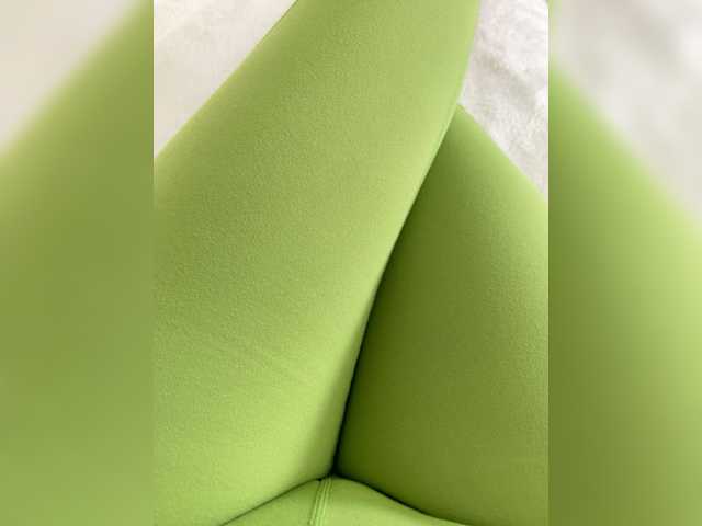 Live sex webcam photo for Madison01 #277548814