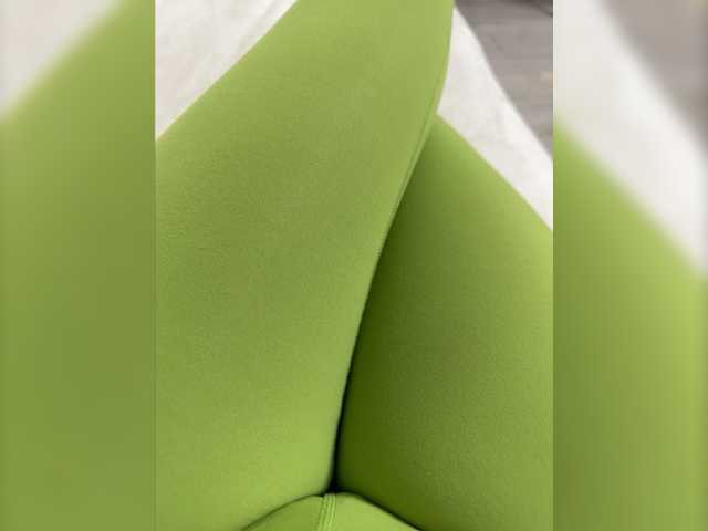 Live sex webcam photo for Madison01 #277618033