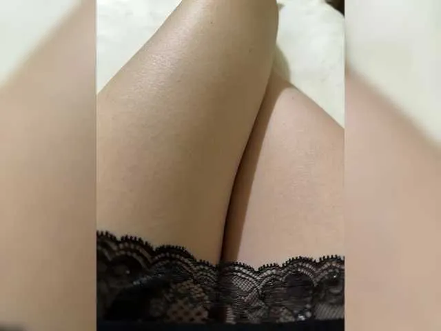 Live sex webcam photo for Madison01 #291688806