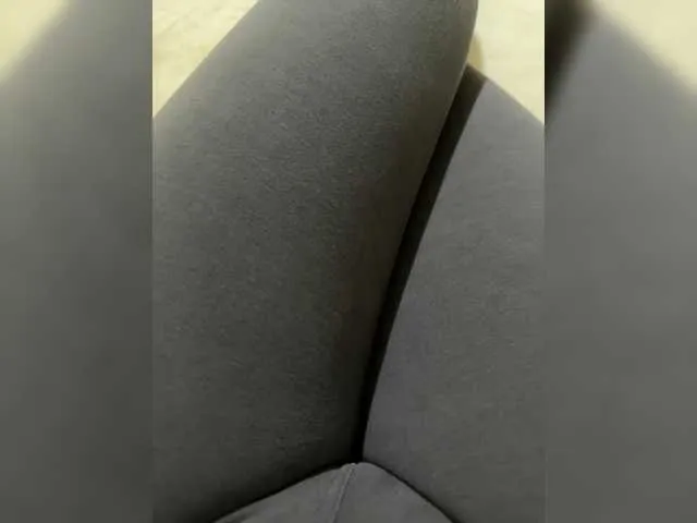 Live sex webcam photo for Madison01 #291996295