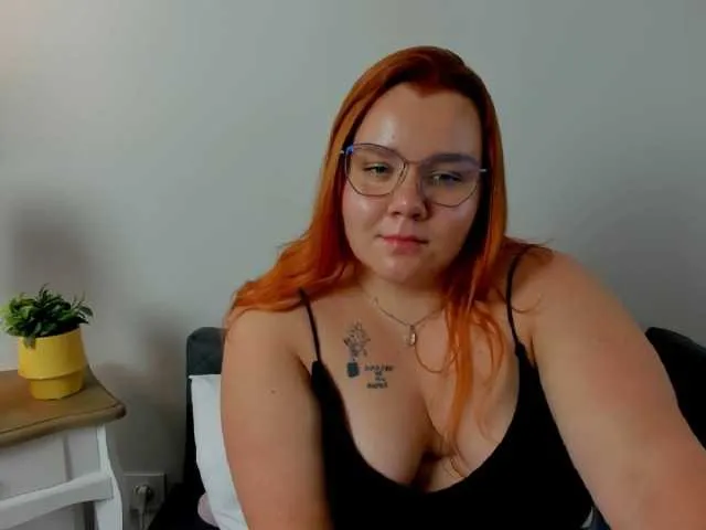 Live sex webcam photo for MadisonFancy #276320561
