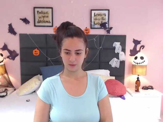 Live sex webcam photo for MadisonJenner #276619464