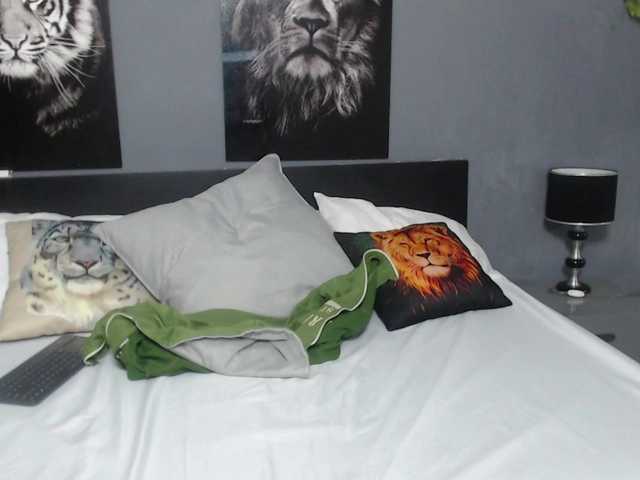 Live sex webcam photo for MadisonJenner #277200735