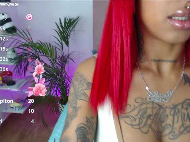 Live sex webcam photo for Madisson3333 #291224665