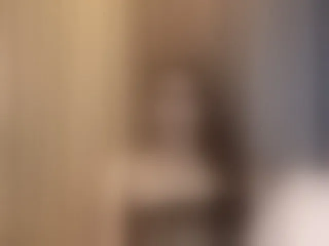 Live sex webcam photo for Madisson7 #293529515
