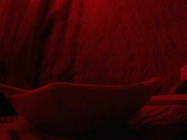 Live sex webcam photo for MadissonRousse #291117215