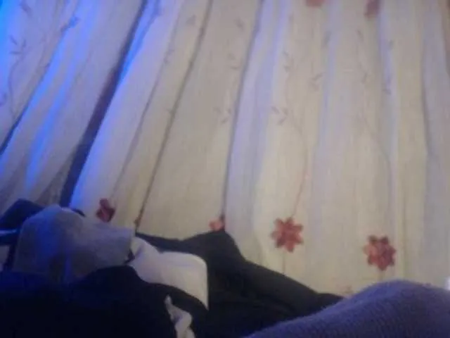 Live sex webcam photo for MadissonRousse #291132482