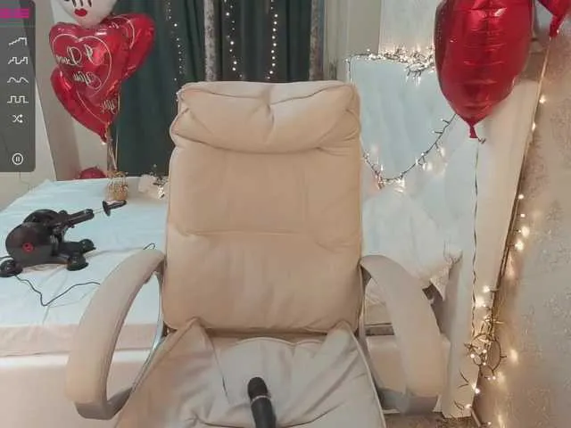 Live sex webcam photo for MadissonSoft #272446306