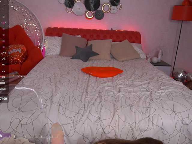 Live sex webcam photo for MadissonSoft #291584569