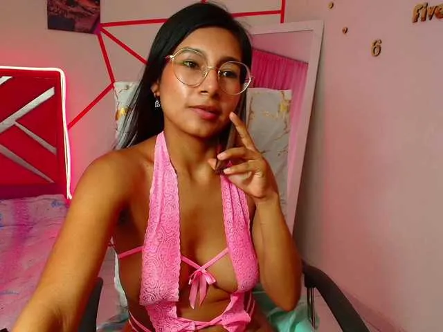 Live sex webcam photo for Mady29 #290483939