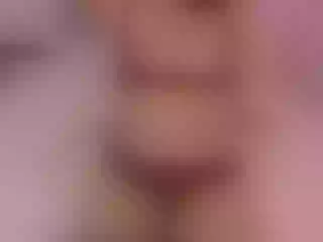 Live sex webcam photo for MaeveJones #276618635