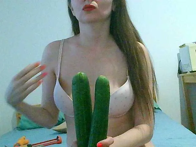 Live sex webcam photo for MagalitaAx #276037264