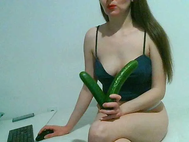 Live sex webcam photo for MagalitaAx #276643916