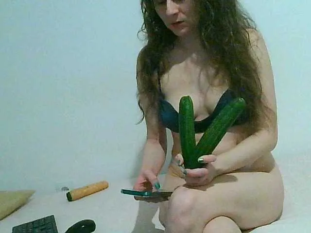 Live sex webcam photo for MagalitaAx #276845255