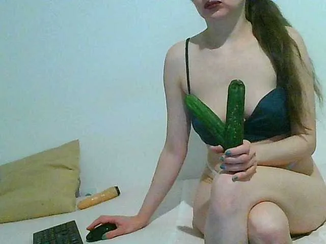 Live sex webcam photo for MagalitaAx #276854371