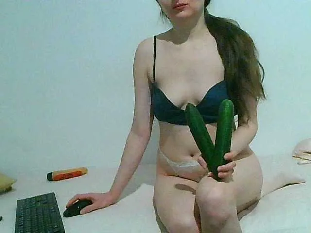 Live sex webcam photo for MagalitaAx #276992198