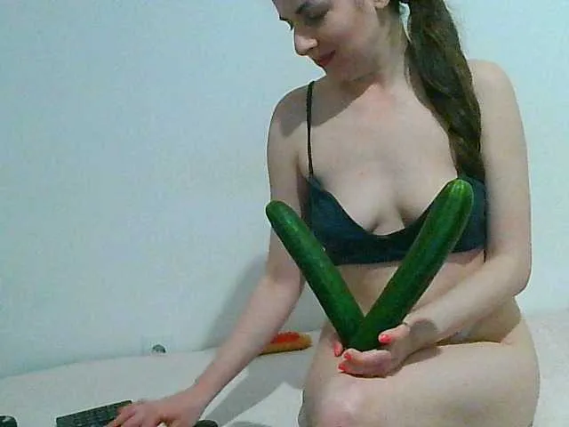 Live sex webcam photo for MagalitaAx #277041269