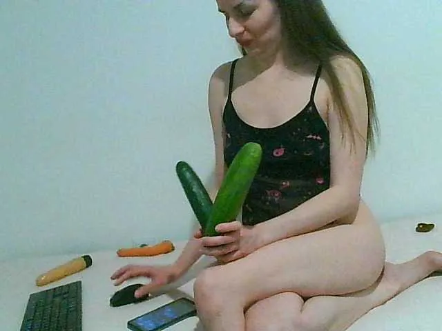 Live sex webcam photo for MagalitaAx #277273033