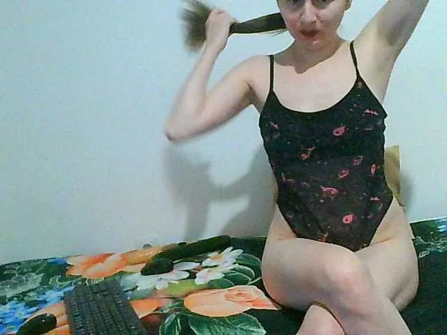 Live sex webcam photo for MagalitaAx #277327155