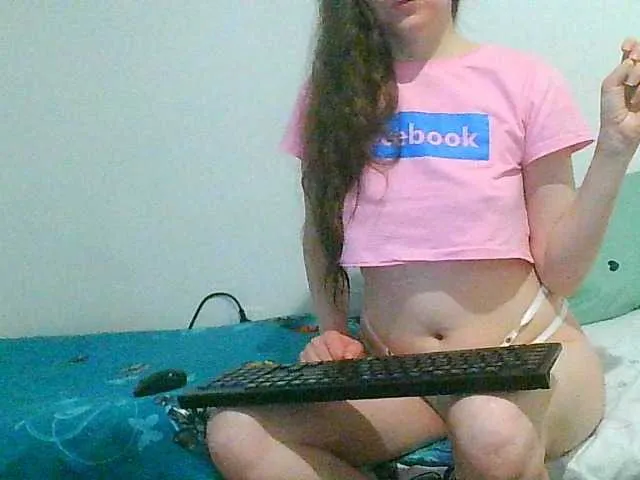 Live sex webcam photo for MagalitaAx #290816375