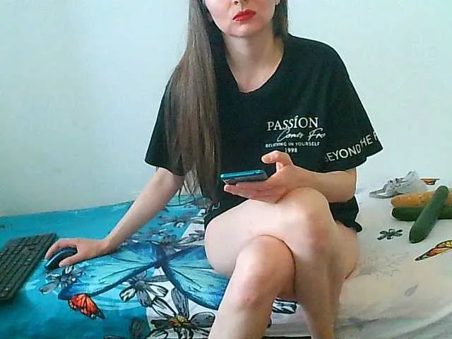 Live sex webcam photo for MagalitaAx #291797383