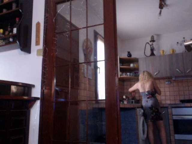 Live sex webcam photo for Magdalenaaa #276019653