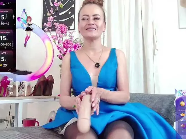Live sex webcam photo for Magenta111mature #290180561