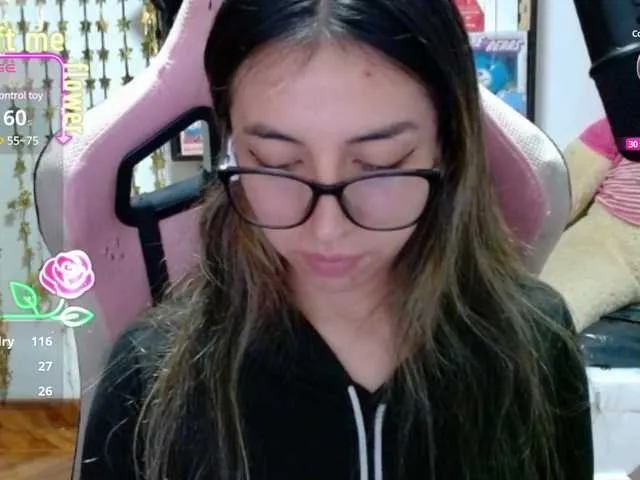 Live sex webcam photo for Maggie-Fox #291251147